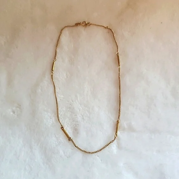 Monet Gold Chain Necklace - Picture 2 of 8